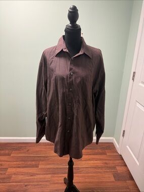 Arrow Men's Brown Micro-Pattern Button-Down Shirt